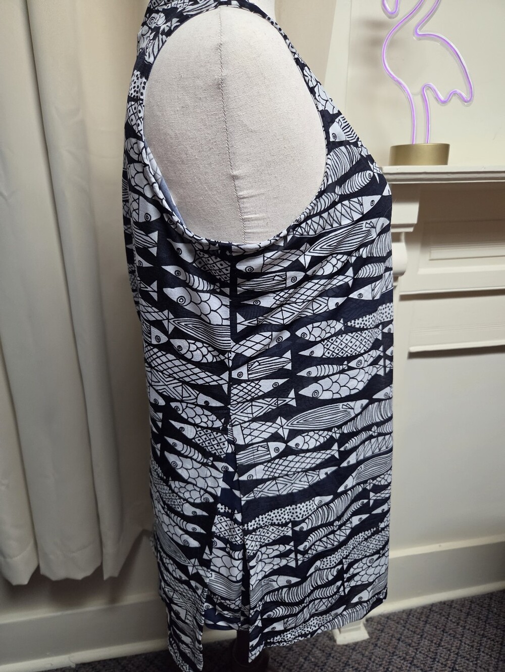 Alfani Navy & White Fish-Print V-Neck Tank Tunic With Overlay Size 2X - Picture 3 of 10
